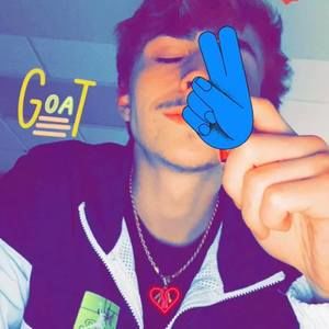 Meet your Posher, Christopher